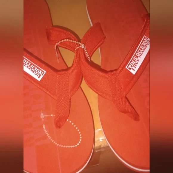 True Religion Red Flip Flops - Picture 3 of 7